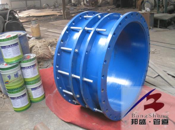  什么是套管伸縮器？